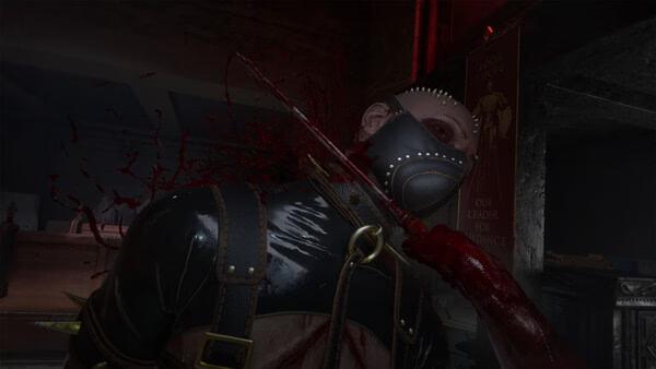 Clive Barker's Hellraiser: Revival screenshot: Pinhead with blood on his face in a dark hallway.