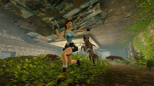 Tomb Raider I-III Remastered Starring Lara Croft screenshot: Lara Croft navigates a lush cave while confronting wolves.