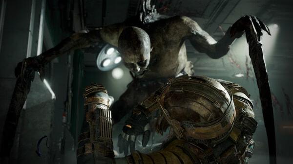 Dead Space screenshot: A player character in a spacesuit confronts a menacing alien creature in a dimly lit, industrial setting.