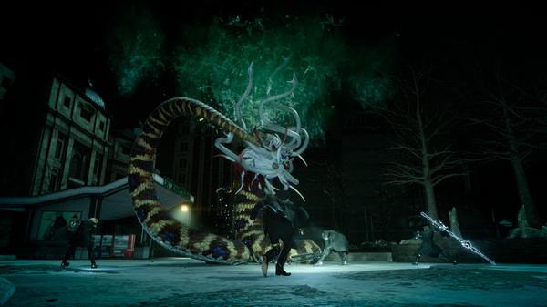 Screenshot from FINAL FANTASY XV WINDOWS EDITION showing a battle scene with a giant serpent and characters in action.