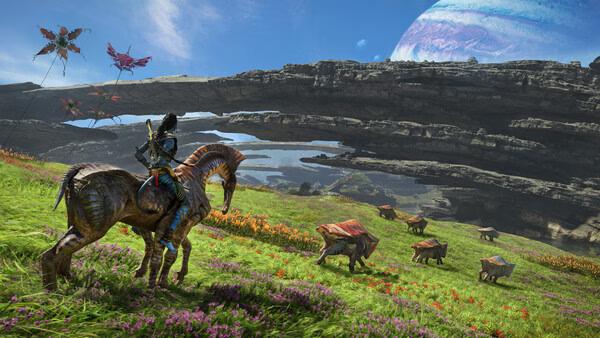 Screenshot from Avatar: Frontiers of Pandora showing a Na'vi riding an alien creature across a vibrant landscape with floating mountains.