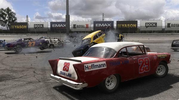 Wreckfest screenshot: A chaotic crash scene with multiple cars colliding on a racetrack, including a prominent red and white car numbered 29.