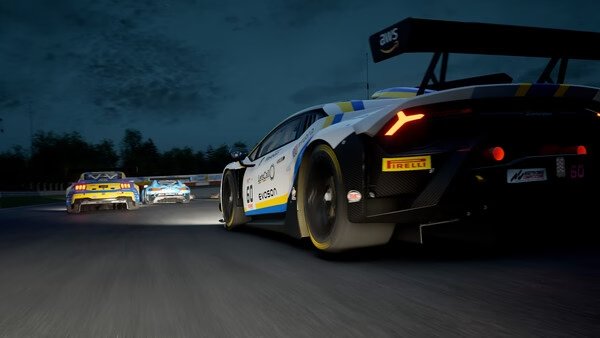 Assetto Corsa Competizione screenshot: Night race featuring several GT cars speeding on a track, headlights illuminating the course.